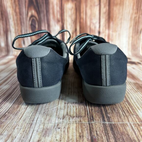 Clarks SILLIAN EMMA Womens Size 9.5 Blue Mesh Suede Sneakers Shoes Oxfords Flats - Picture 4 of 10